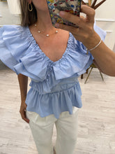 Cargar imagen en el visor de la galería, LORENZA - Blusa azul