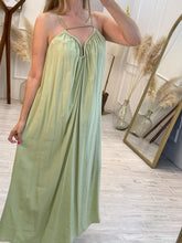 Cargar imagen en el visor de la galería, JESSAMINE - Maxi vestido verde tirantes