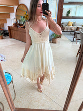 Cargar imagen en el visor de la galería, GLORIELLA - Vestido corto tirantes hueso