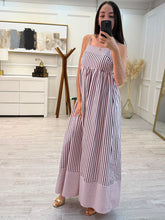 Cargar imagen en el visor de la galería, KENNY - Maxi vestido rayado