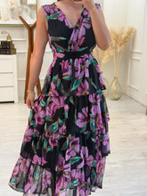 Cargar imagen en el visor de la galería, BETSA - Maxi vestido negro flores violetas