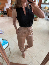 Cargar imagen en el visor de la galería, KATE - Pantalon café claro