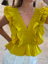 Cargar imagen en el visor de la galería, CATALINA - Blusa amarilla