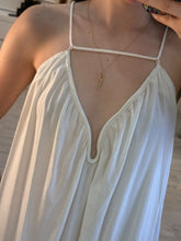 Cargar imagen en el visor de la galería, JESSIE - Maxi vestido blanco tirantes