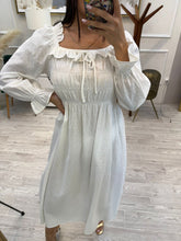 Cargar imagen en el visor de la galería, ASMARA - Vestido midi blanco