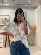 Cargar imagen en el visor de la galería, CARIDAD - Blusa de punto