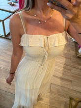 Cargar imagen en el visor de la galería, AUTUMN - Maxi vestido hueso