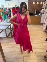 Cargar imagen en el visor de la galería, HALLOW - Set chaleco y falda fucsia