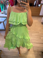 Cargar imagen en el visor de la galería, TERESA - Vestido midi verde