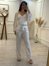 Cargar imagen en el visor de la galería, NELIDA - Set pantalon y blusa blanco