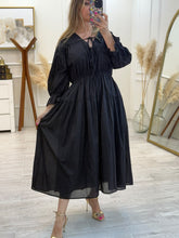 Cargar imagen en el visor de la galería, LUNA - Vestido midi negro