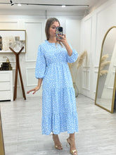 Cargar imagen en el visor de la galería, POPPY - Maxi vestido azul claro estampado