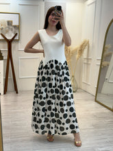 Cargar imagen en el visor de la galería, ALYSSA - Maxi vestido lunares