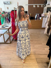 Cargar imagen en el visor de la galería, BRENDA - Set falda y blusa estampado azul