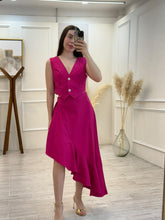 Cargar imagen en el visor de la galería, NESTORA - Set chaleco y falda fucsia