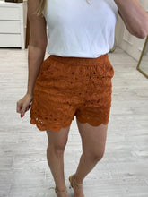 Cargar imagen en el visor de la galería, HONORINE - Short ocre