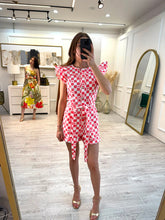 Cargar imagen en el visor de la galería, CELINE - Jumper coral cuadros