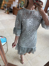 Cargar imagen en el visor de la galería, SHARON - Vestido tejido