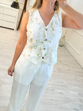 Cargar imagen en el visor de la galería, VENECIA - Set blusa y pantalón blanco estampado