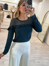Cargar imagen en el visor de la galería, LUCIANA - Blusa verde oscuro manga larga