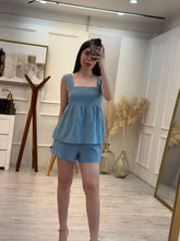 Cargar imagen en el visor de la galería, WINNIE - Set blusa y short azul