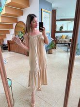 Cargar imagen en el visor de la galería, SAYDA - Maxi vestido beige