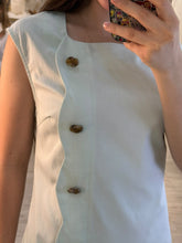 Cargar imagen en el visor de la galería, CARMELITA - Vestido corto botones