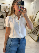 Cargar imagen en el visor de la galería, REGINA - Blusa hueso