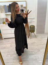 Cargar imagen en el visor de la galería, VERÓNICA - Maxi vestido negro