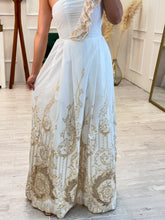 Cargar imagen en el visor de la galería, NESTA - Maxi vestido asimetrico estampado