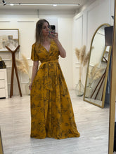 Cargar imagen en el visor de la galería, YARETZI - Maxi vestido mostaza estampado