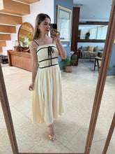 Cargar imagen en el visor de la galería, DONATELLA - Maxi vestido avena tirantes