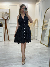 Cargar imagen en el visor de la galería, BENJAMINA - Vestido negro corto