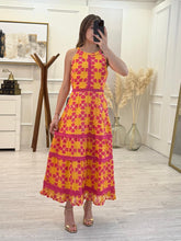 Cargar imagen en el visor de la galería, GALATEA - Maxi vestido naranja con fucsia