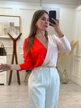 Cargar imagen en el visor de la galería, CINTHIA - Panti blusa bicolor