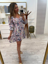 Cargar imagen en el visor de la galería, ASTRID - Vestido corto estampado