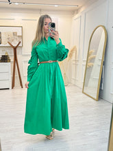 Cargar imagen en el visor de la galería, BALTAZARA - Maxi vestido verde tipo camisero