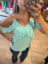 Cargar imagen en el visor de la galería, JIMENA - Blusa tirantes aqua