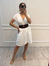 Cargar imagen en el visor de la galería, AFRA - Vestido corto blanco