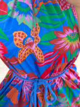 Cargar imagen en el visor de la galería, ELINA - Maxi vestido azul estampado multicolor