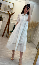 Cargar imagen en el visor de la galería, GISELLE - Maxi vestido blanco