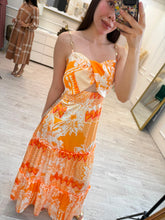 Cargar imagen en el visor de la galería, CAMERON - Maxi vestido estampado naranja