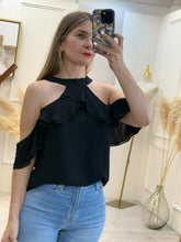 Cargar imagen en el visor de la galería, VALESKA – Blusa negra halter con olanes