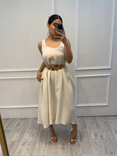 Cargar imagen en el visor de la galería, PHILOMENA - Vestido midi avena