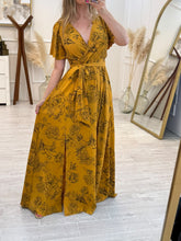 Cargar imagen en el visor de la galería, YARETZI - Maxi vestido mostaza estampado