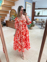 Cargar imagen en el visor de la galería, CANDELARIA - Maxi vestido estampado blanco con naranja