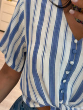 Cargar imagen en el visor de la galería, REAGAN - Blusa rayas azul con blanco