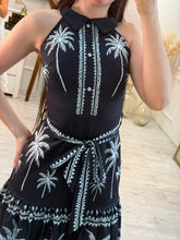 Cargar imagen en el visor de la galería, APOLINE - Maxi vestido negro palmas