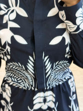 Cargar imagen en el visor de la galería, BETHANY - Set blusa y pantalon negro estampado