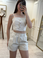 Cargar imagen en el visor de la galería, OSIRIS - Set blusa y short beige